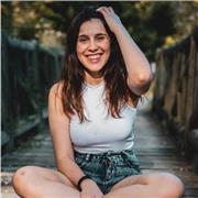 Profesora bilingüe con tres años de experiencia en todas las edades